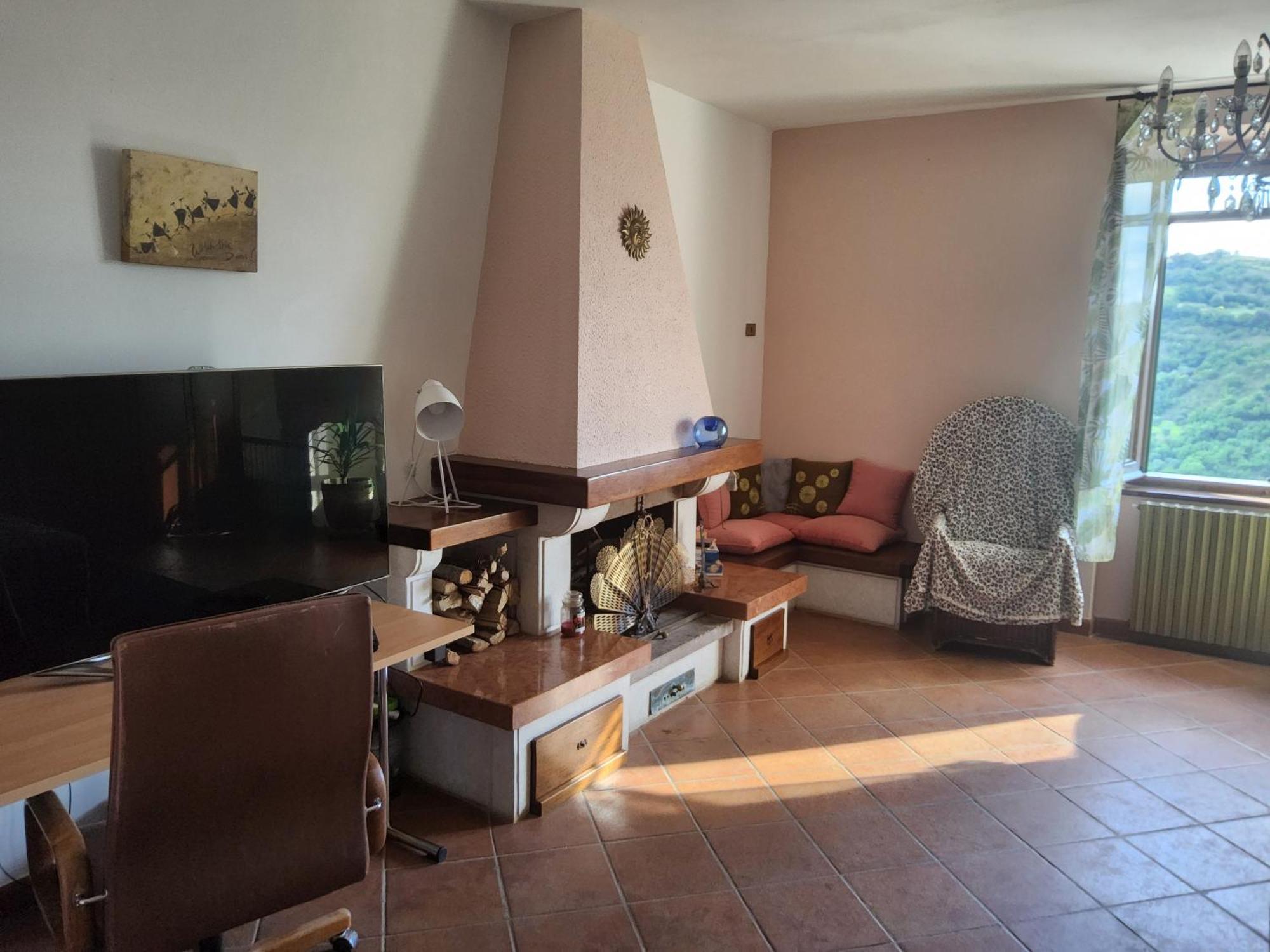Cesare Battisti Apartment Seggiano Phòng bức ảnh